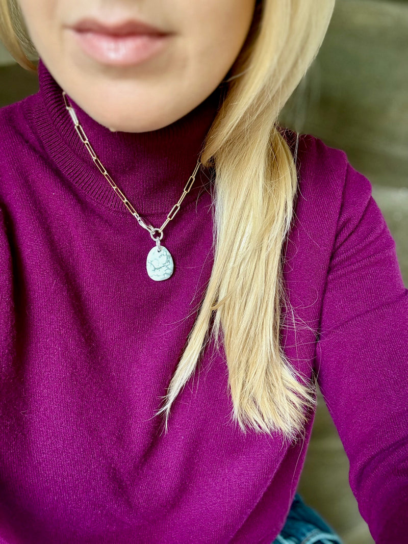 Collier Howlite #424