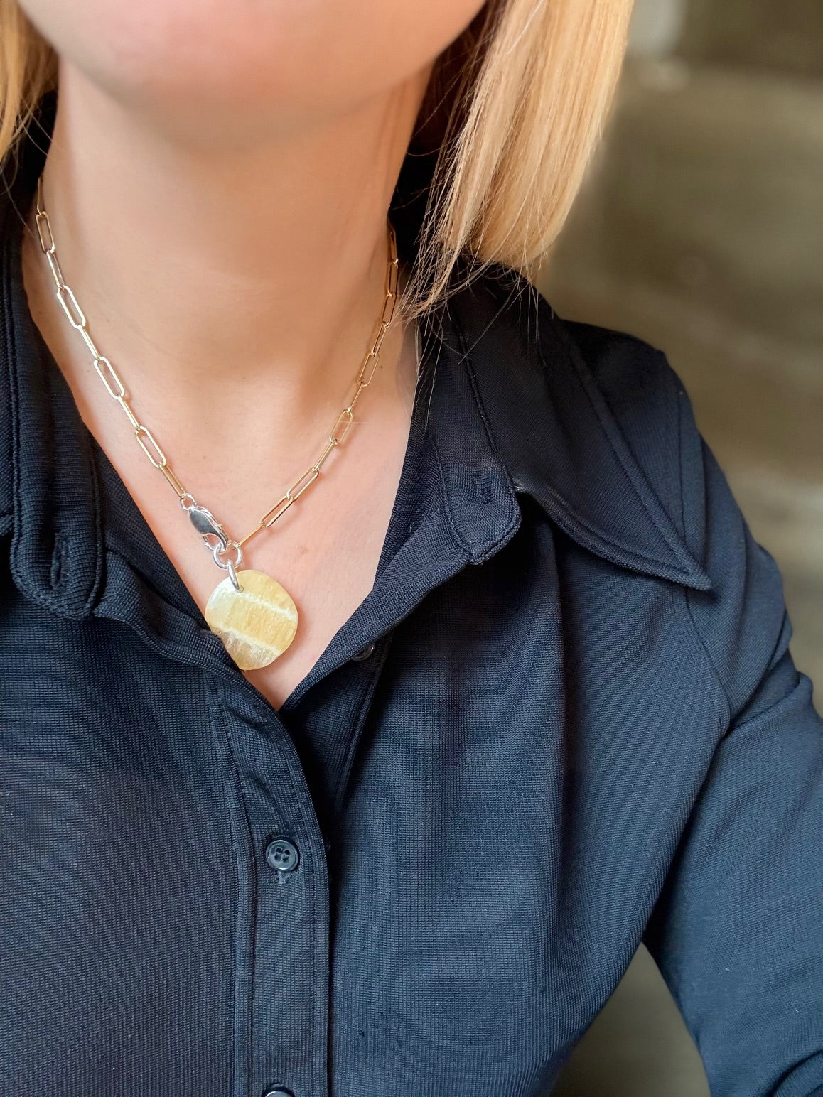 Collier Calcite #524