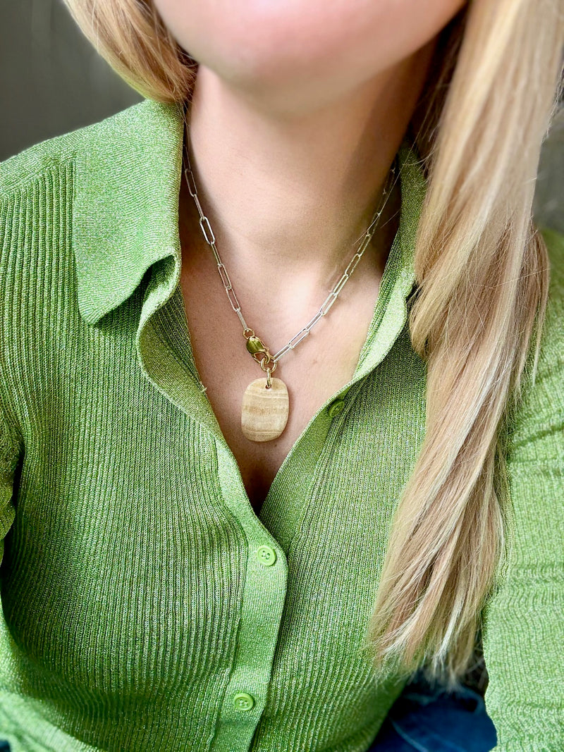 Collier Calcite #624